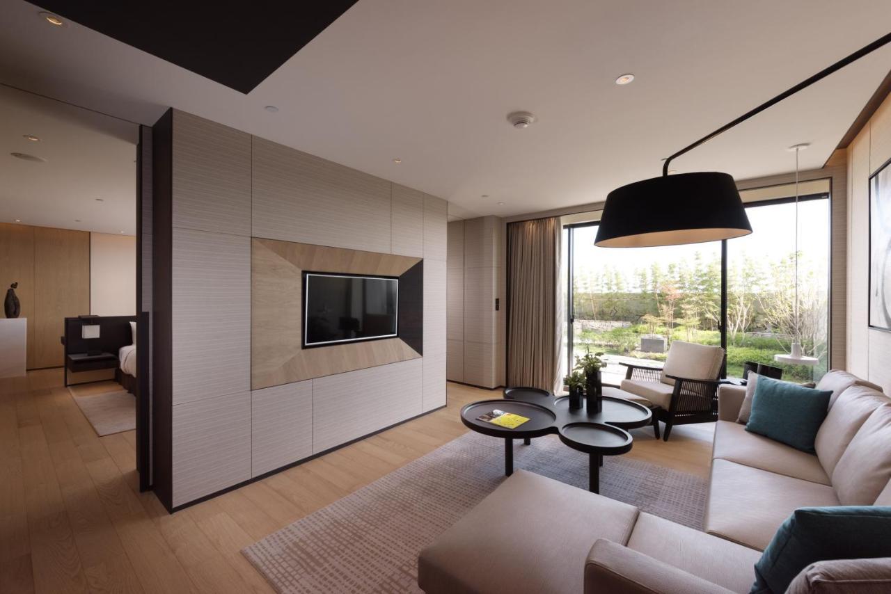 Crowne Plaza Tainan By Ihg Hotel Exterior foto